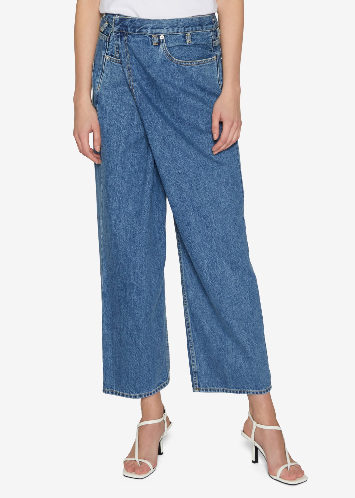 Wrapping Vintage High Rise Jeans